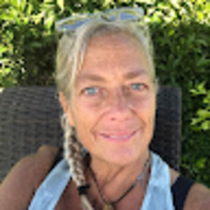 Meet your Posher, Candice